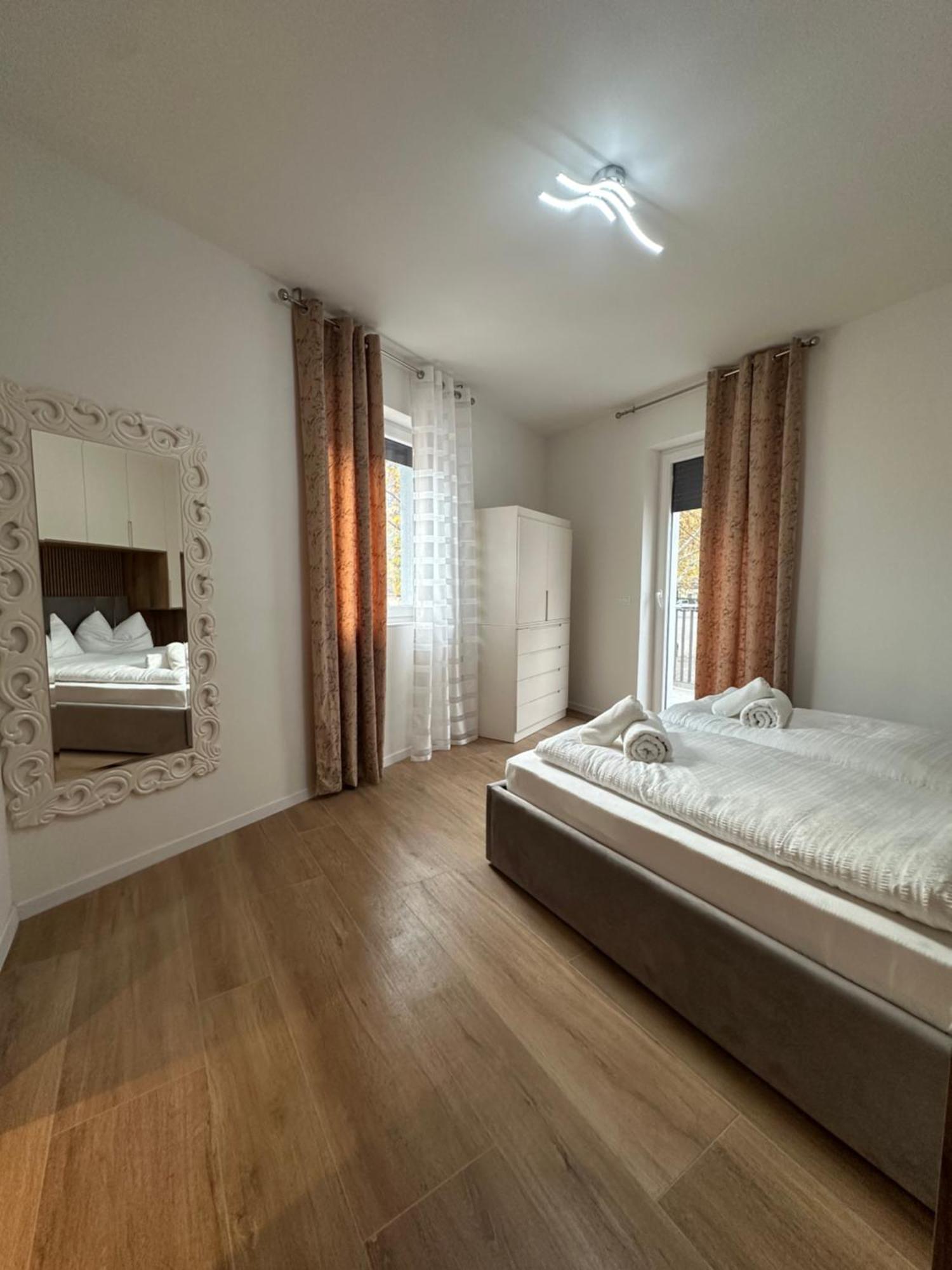 Villa Hajdi Q & U Μεράνο Εξωτερικό φωτογραφία