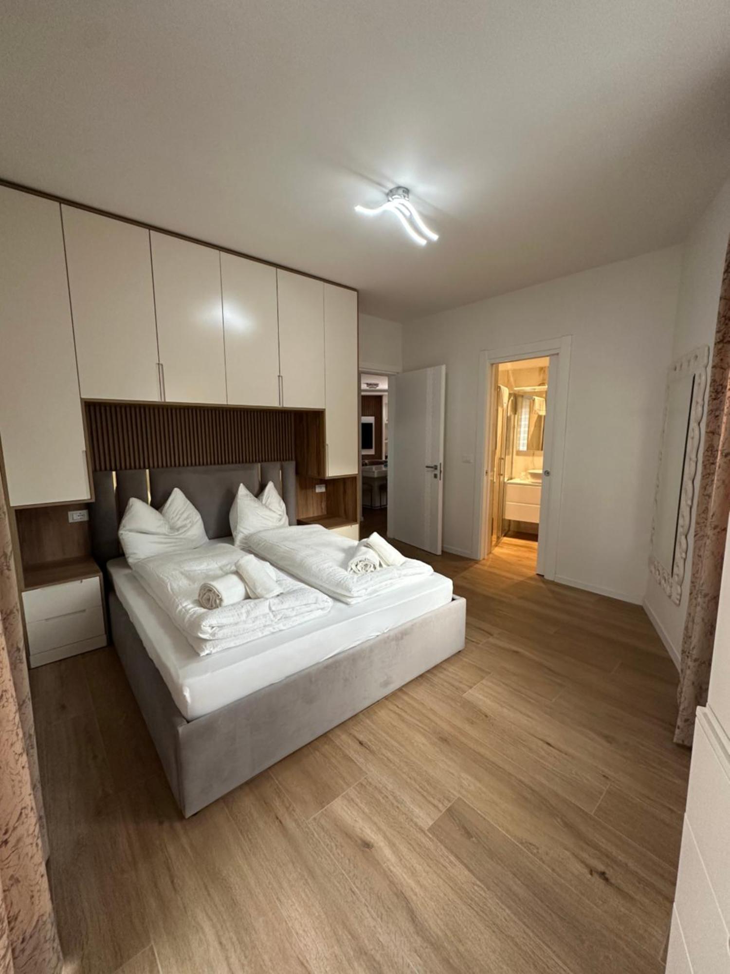 Villa Hajdi Q & U Μεράνο Εξωτερικό φωτογραφία
